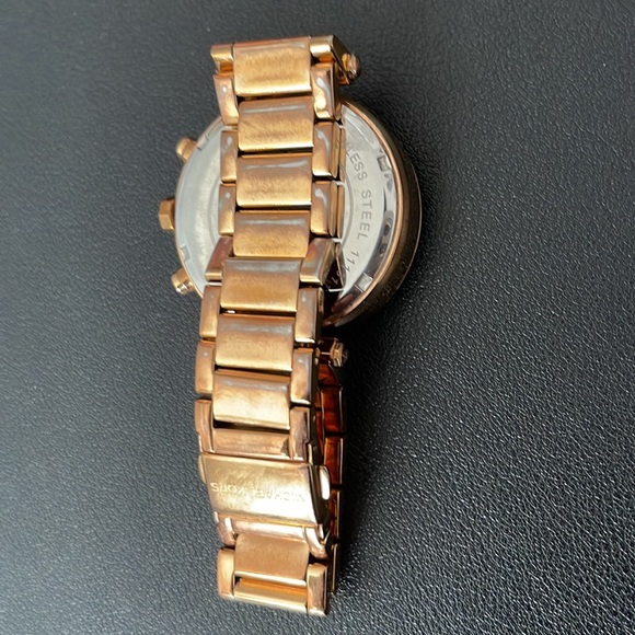 Michael Kors Watch - Picture 4 of 5